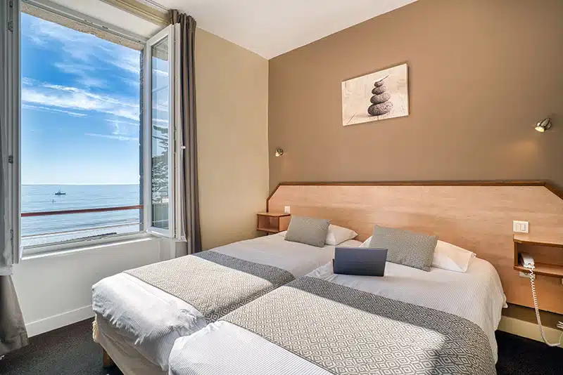 Chambre vue mer à Fouesnant - hôtel face à la mer en Finistère Sud