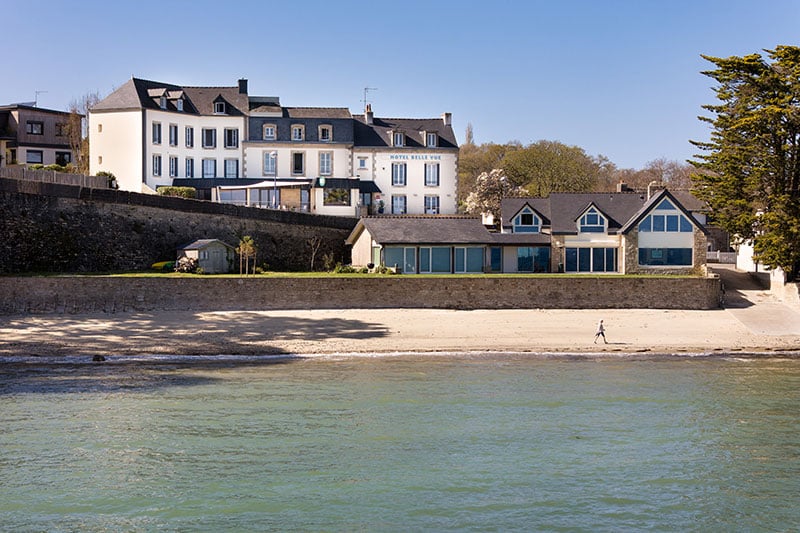 Vue de l'hôtel depuis la plage du Cap Coz à Fouesnant