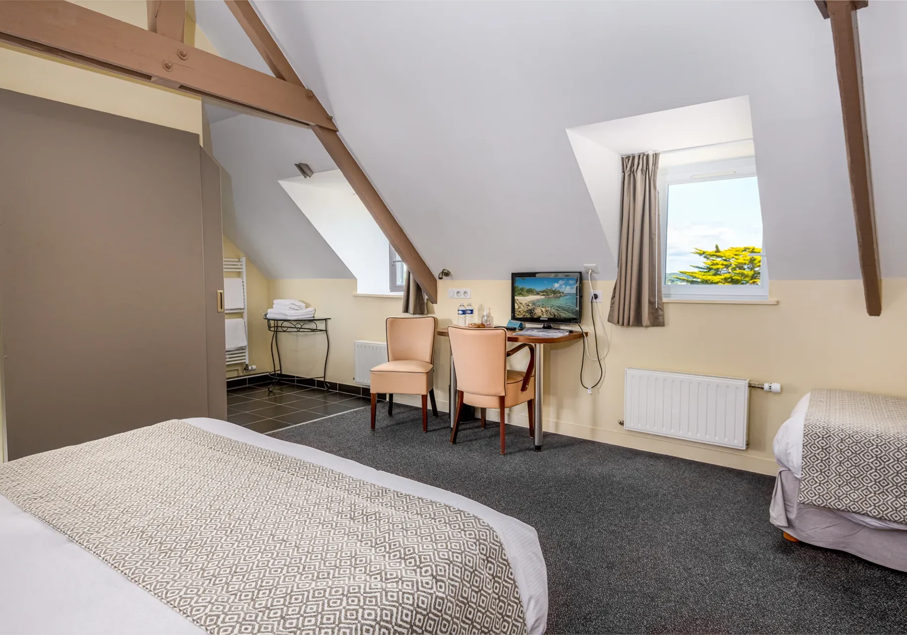 Chambre familiale de l'hôtel à Fouesnant